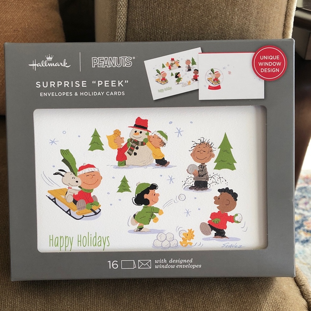 Hallmark Peanuts Surprise Peek Envelopes & Holiday 16 Cards - Brand new in Box!